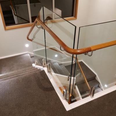 rimu-handrail-bends